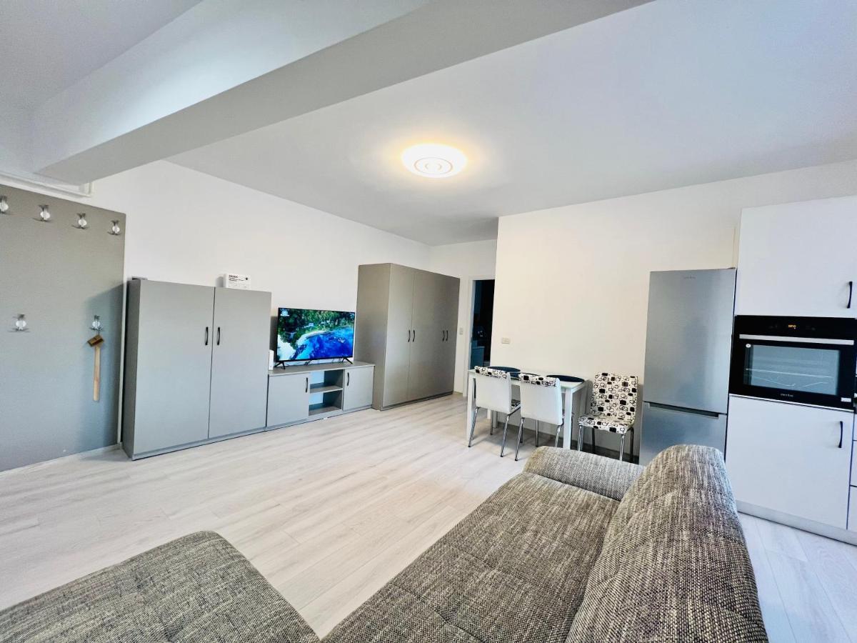 Altheda Living Zamca C4 Apartment Suceava Exterior photo